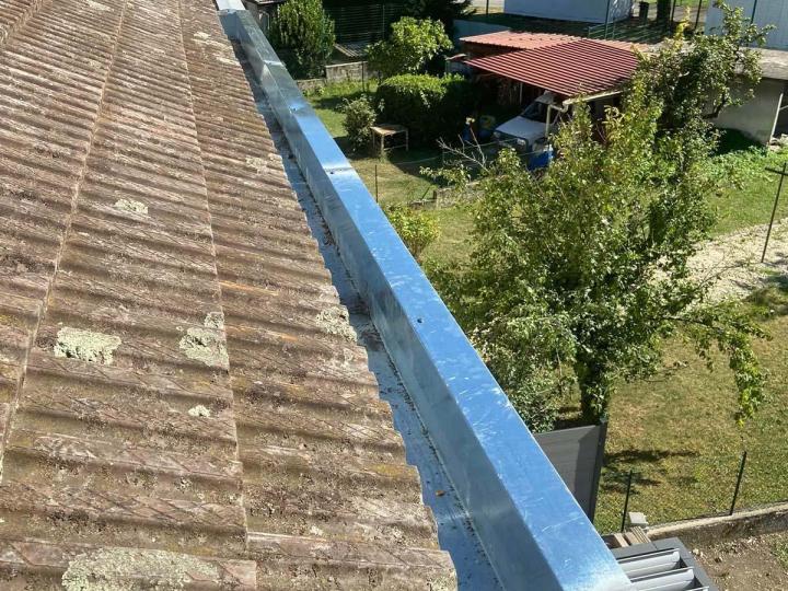 Installation de tout élément de zinguerie en neuf et en rénovation.
